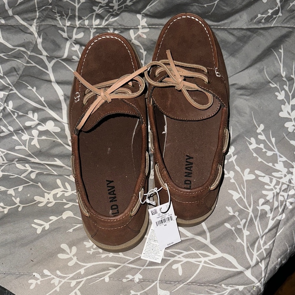 Old Navy Women's Suede Brown Flats